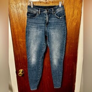 Lucky Brand Skinny Jean